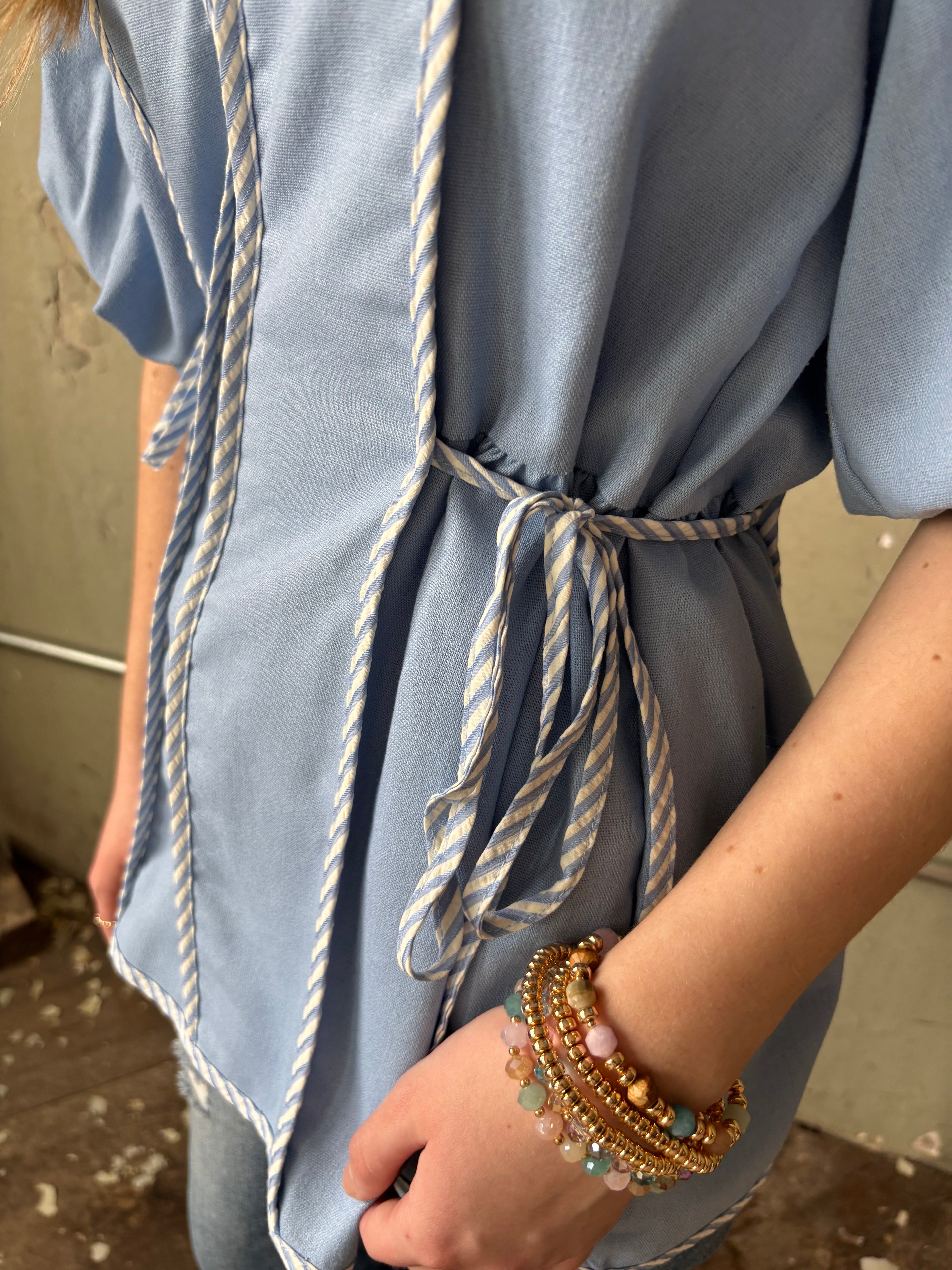LINEN TOP
